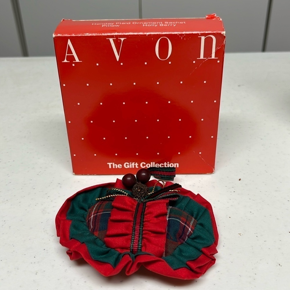Avon Collectible Ornament Vintage